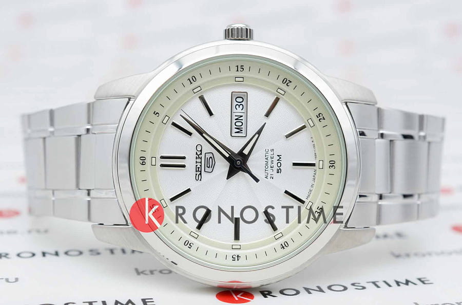 Часы Seiko 5 Sports SNKM83J1 — механические, сталь металл