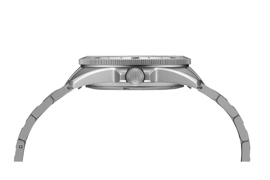 Часы Certina DS-X GMT C047.452.11.081.00 — артикул C0474521108100
