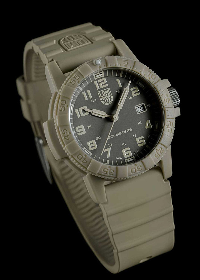 Часы Luminox Sea Turtle XS.0326 — пластик, Швейцария