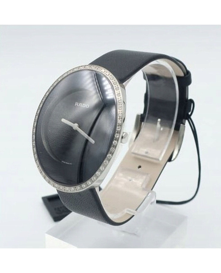 Часы Rado Esenza R53761155 — кварцевые, сталь металл