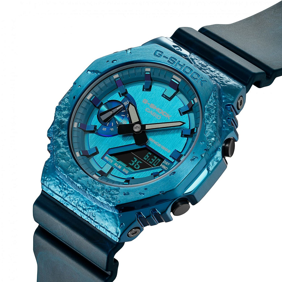 Часы Casio G-Shock GM-2140GEM-2A — пластик, мужские
