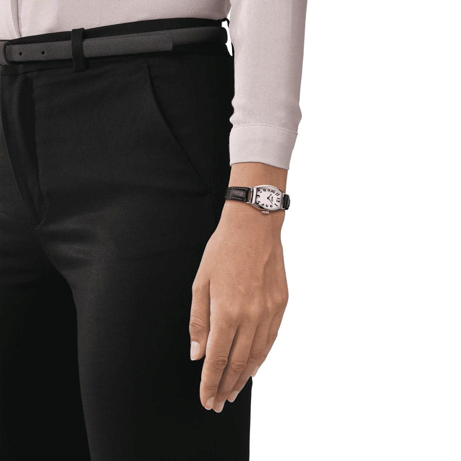 Часы Tissot Heritage Porto Small Lady T128.109.16.032.00 — кварцевые, сталь металл