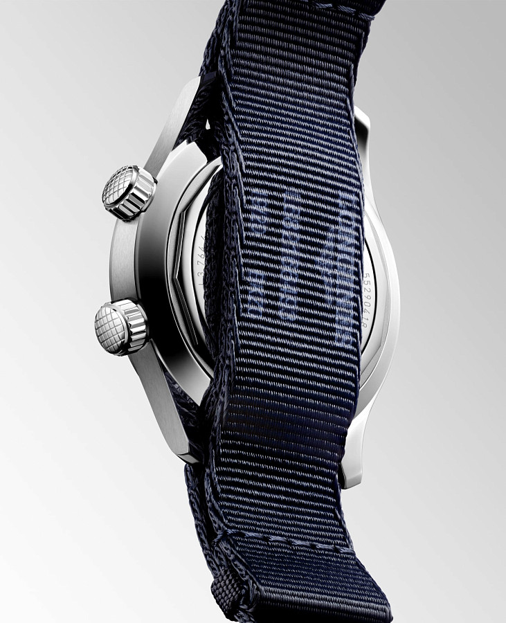 Часы Longines Legend Diver L3.764.4.90.2 — сталь металл, Швейцария