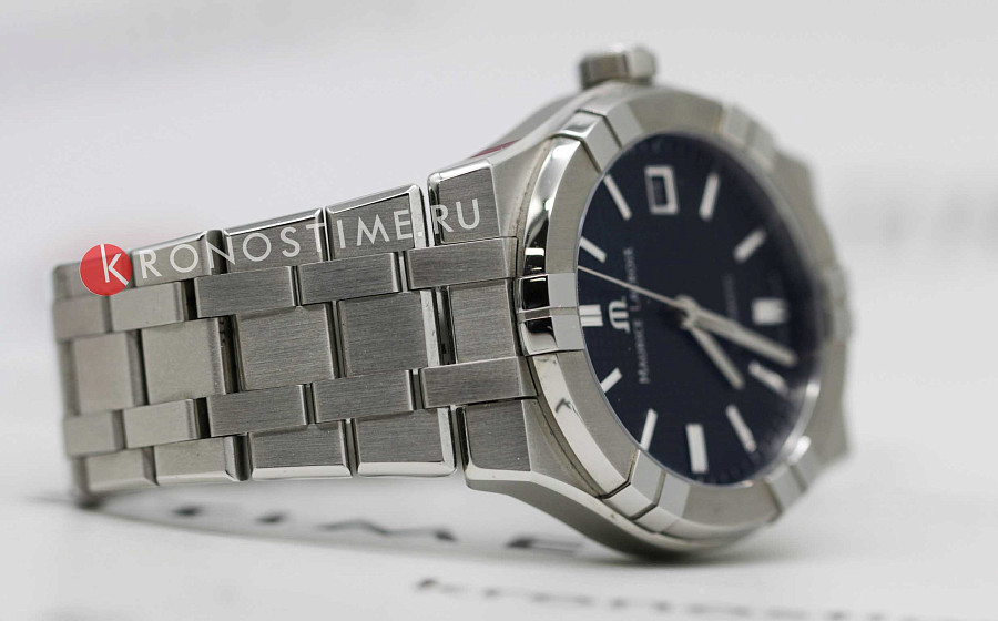 Часы Maurice Lacroix Aikon Automatic AI6007-SS002-330-1 — нержавеющая сталь, мужские