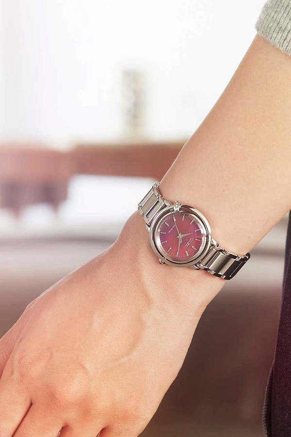 Часы Citizen Citizen L EM1090-78X — нержавеющая сталь, женские