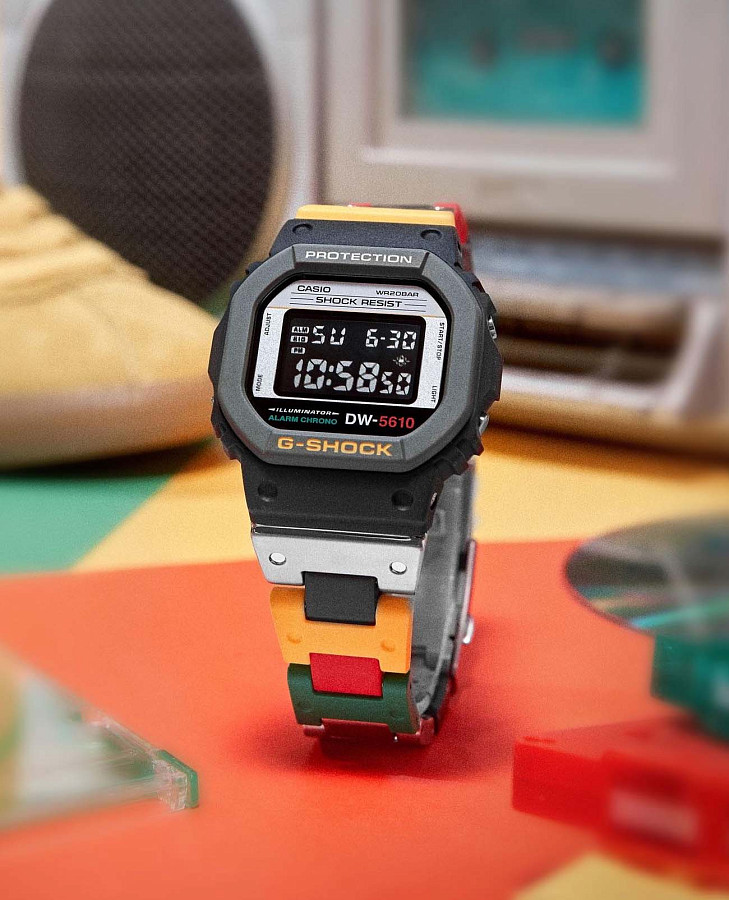 Часы Casio G-Shock DW-5610MT-1DR — электронные, пластик