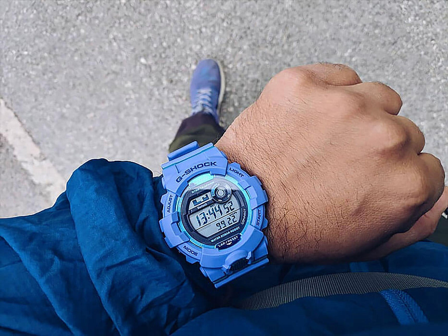 Часы Casio G-Shock GBD-800-2 — пластик, пластик
