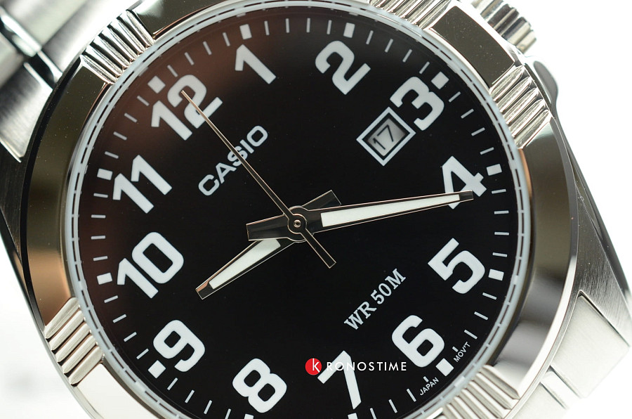 Часы Casio MTP-1308D-1B — кварцевые, металл латунь