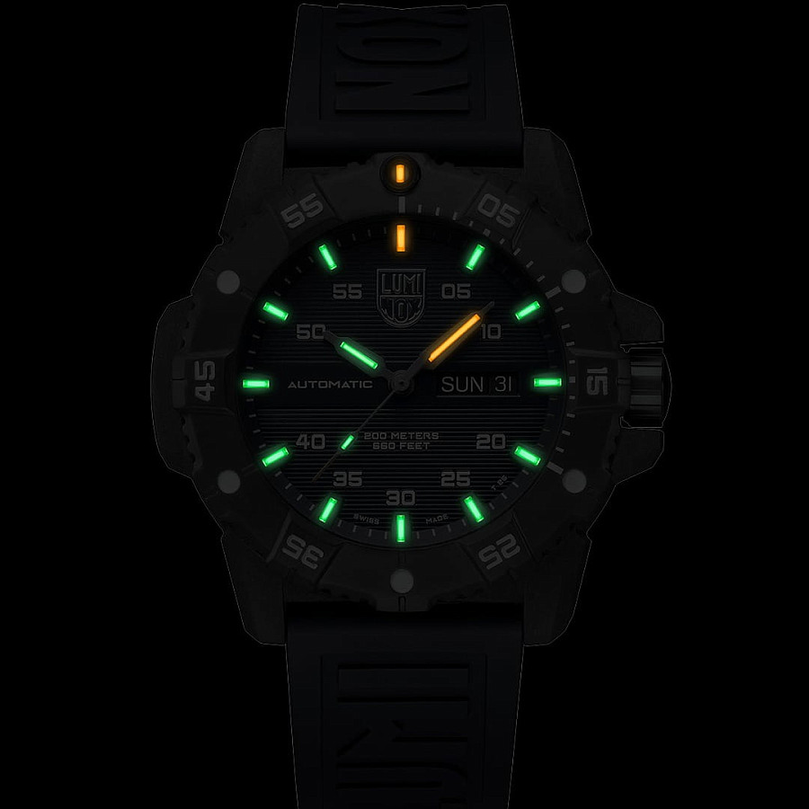 Часы Luminox Master Carbon SEAL Automatic XS.3863 — механические, Швейцария, мужские