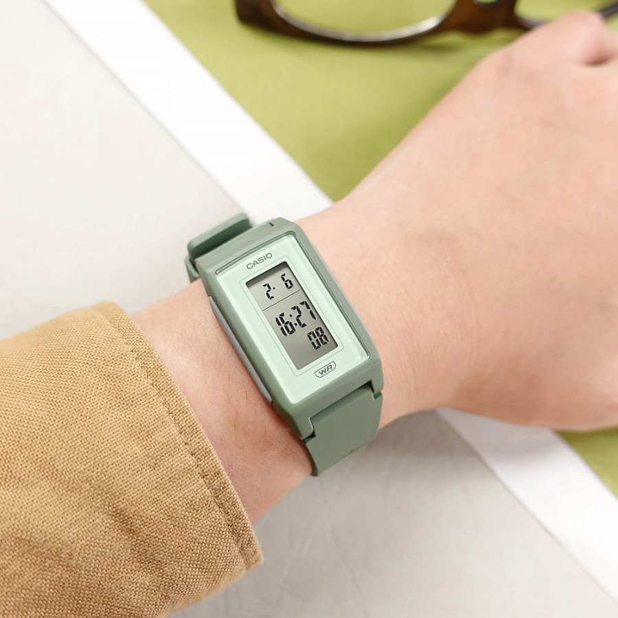 Часы Casio Collection LF-10WH-3 — кварцевые, пластик