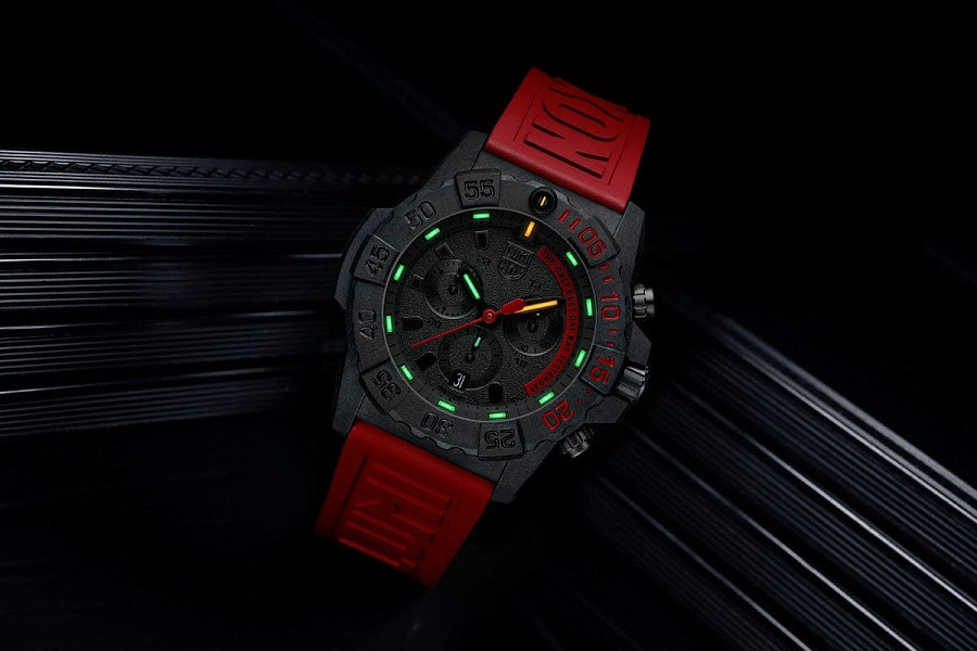 Часы Luminox Navy SEAL Chronograph XS.CE81.EY — каучук, мужские