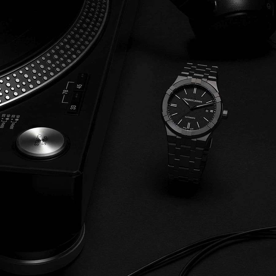 Часы Maurice Lacroix Aikon Automatic AI6008-CRM22-330-2 — Швейцария, механические