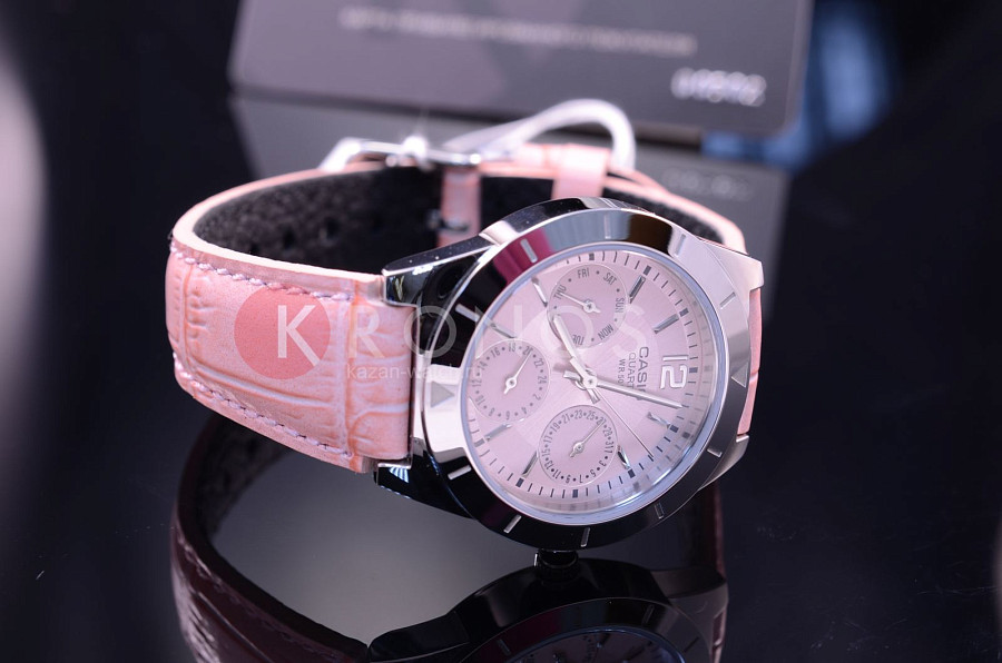 Часы Casio Collection LTP-2069L-4A — кожаный, женские