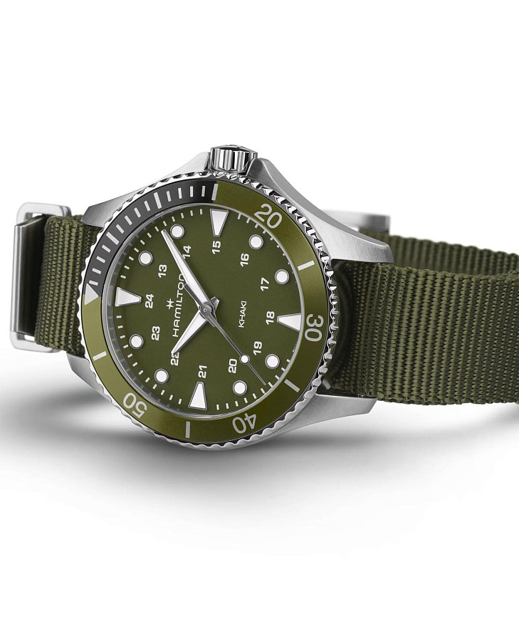 Часы Hamilton Khaki Navy Scuba Quartz H82241961 — мужские, тканевый