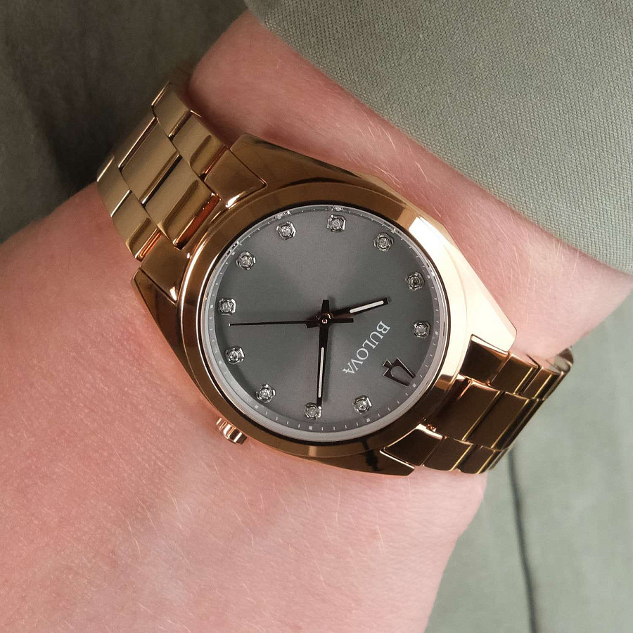 Часы Bulova Surveyor 97P156 — США, кварцевые