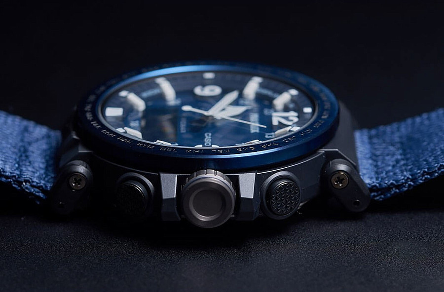 Часы Casio Pro Trek PRG-600YB-2 — пластик сталь металл, Япония