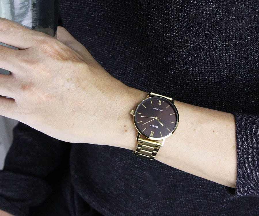 Часы Casio Collection MTP-VT01G-5BUDF (MTP-VT01G-5B) — кварцевые, металл сталь