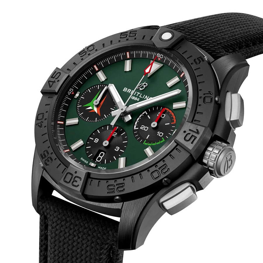 Часы Breitling Avenger B01 Chronograph 42 mm SB01462A1L1X1 — механические, керамика