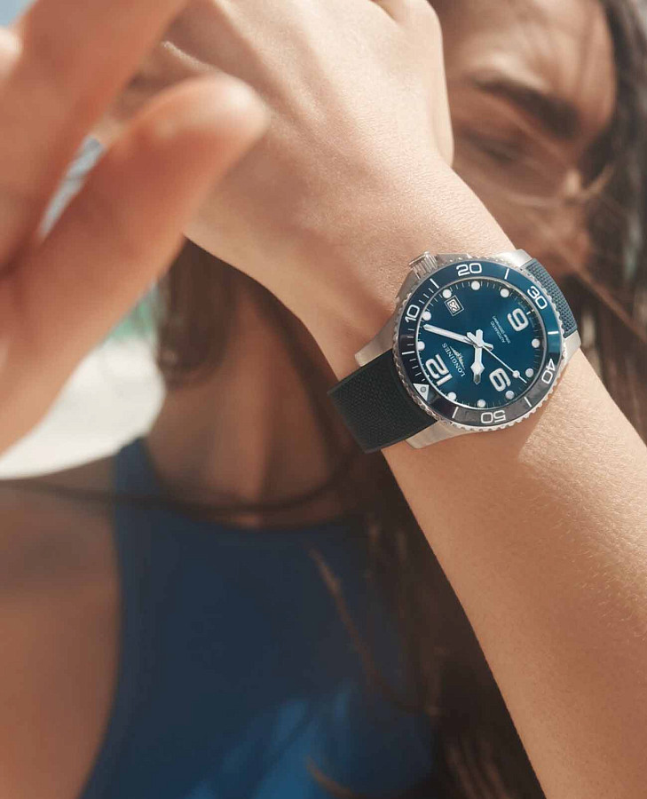 Часы Longines HydroConquest L3.780.4.96.9 — Швейцария, механические