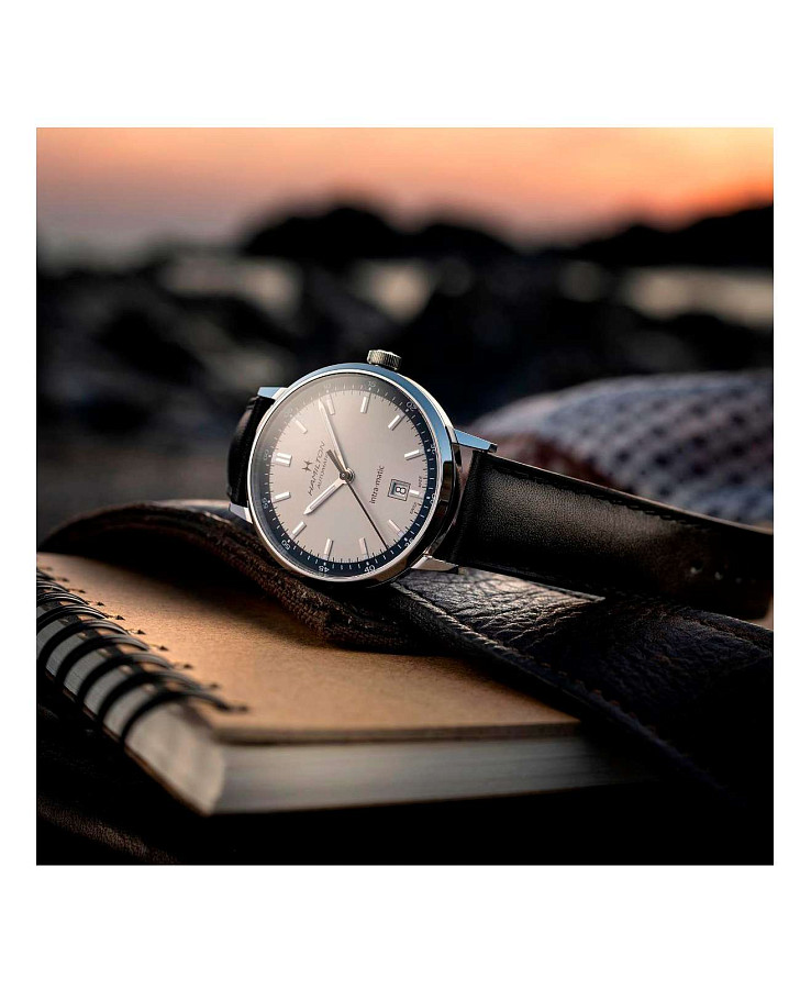 Часы Hamilton American Classic Intra-Matic Auto H38425720 — мужские, кожаный