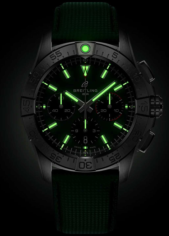 Часы Breitling Avenger B01 Chronograph 42 mm AB0146101L1X1 — механические, сталь металл