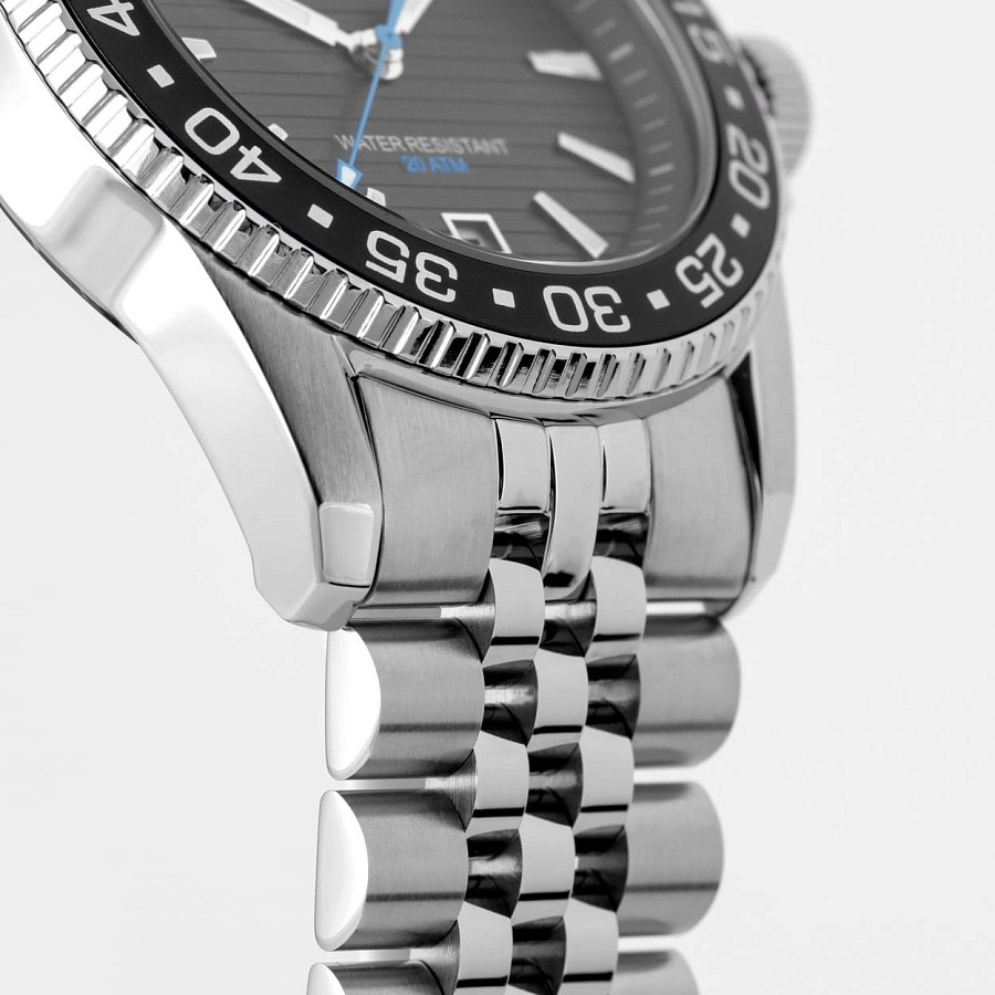 Часы Jacques Lemans Liverpool Diver 1-2205H — Австрия, кварцевые