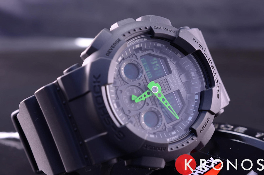 Часы Casio G-Shock GA-100C-1A3 — электронные, Япония, мужские