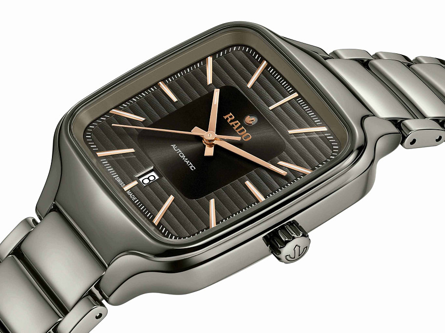 Часы Rado True Square Automatic R27077102 — серый, керамика титан