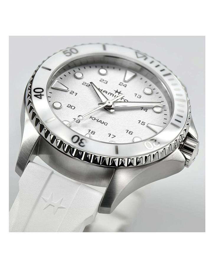 Часы Hamilton Khaki Navy Scuba Quartz H82221310 — сталь металл, Швейцария