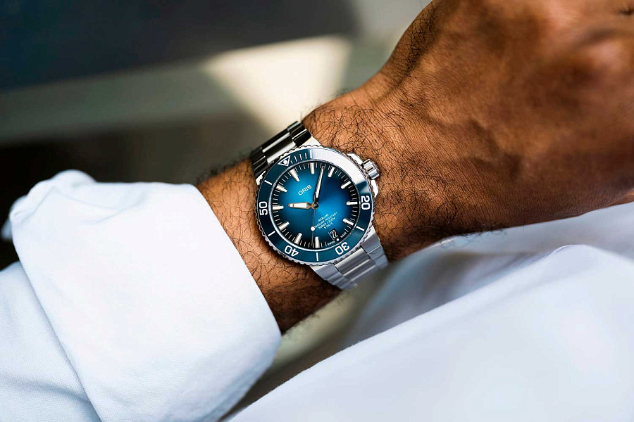Часы Oris Aquis 01 400 7763 4135-07 8 24 09PEB — механические, сталь металл