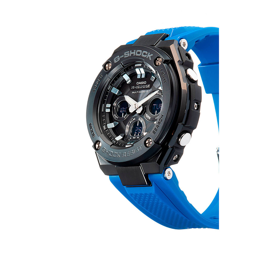Часы Casio G-Shock GST-W300G-2A1 — Япония, электронные