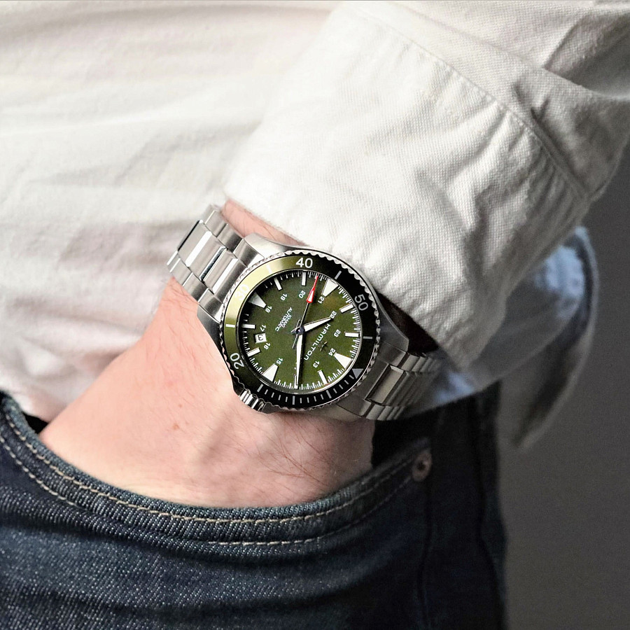 Часы Hamilton Khaki Navy Scuba Auto H82375161 — механические, сталь