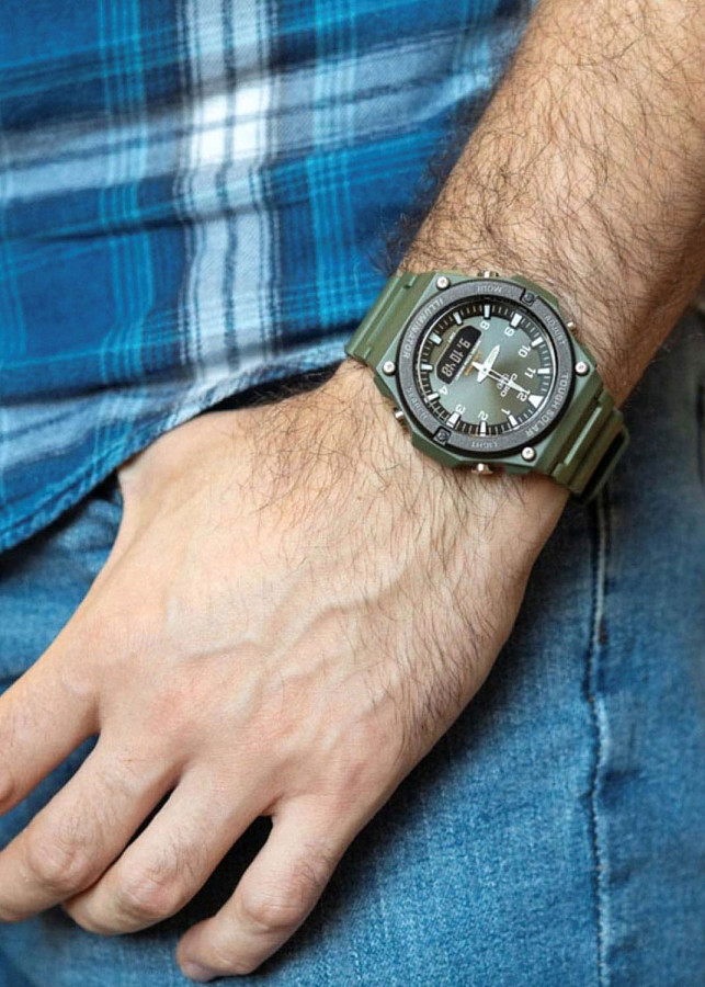 Часы Casio Collection Standard AQ-S820W-3B — пластик, мужские