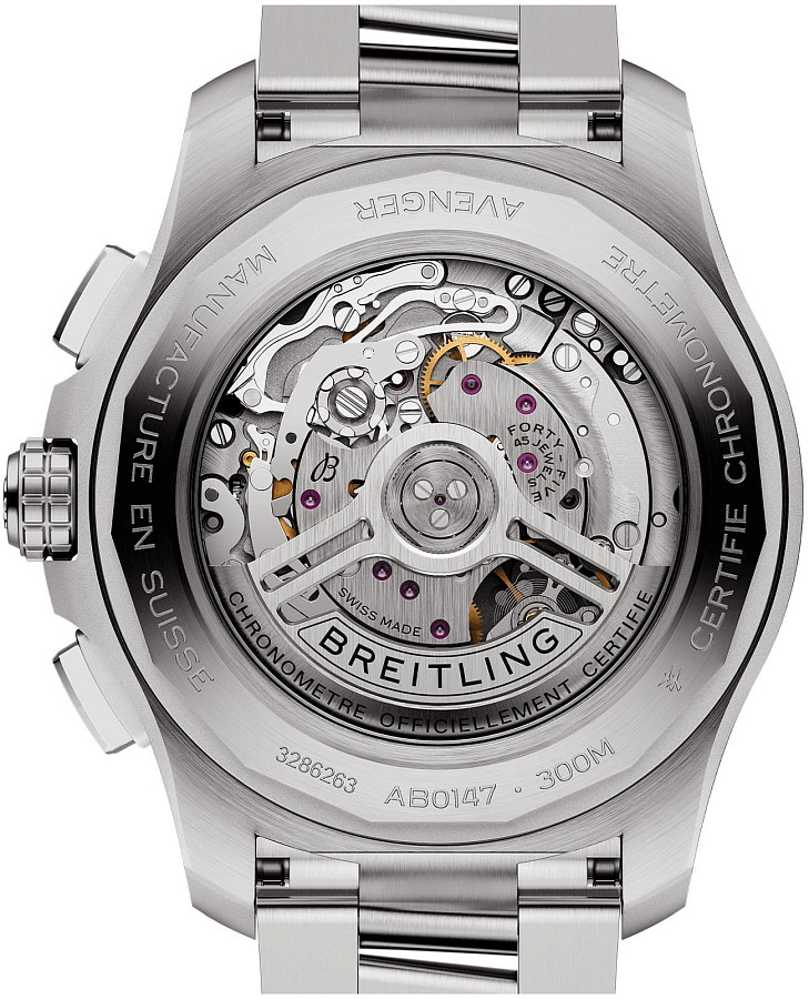 Часы Breitling Avenger B01 Chronograph 44 AB0147101B1A1 — мужские, нержавеющая сталь