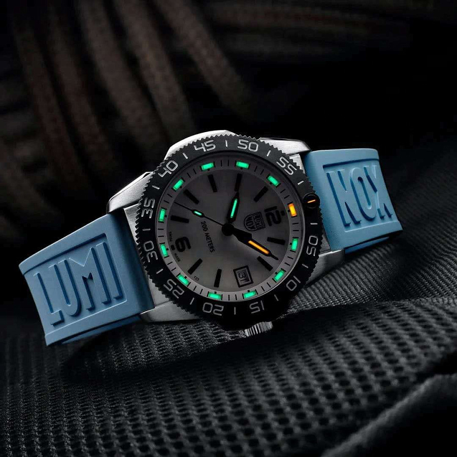 Часы Luminox Pacific Diver XS.3124M — кварцевые, Швейцария, мужские