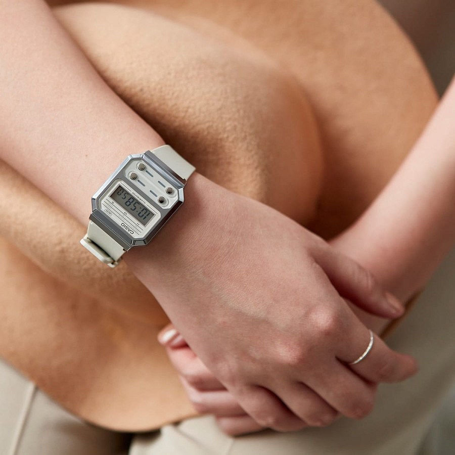 Часы Casio Vintage A100WEF-8A — кварцевые, пластик