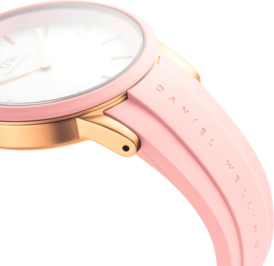 Часы Daniel Wellington Iconic Motion DW00100532 — силикон, женские