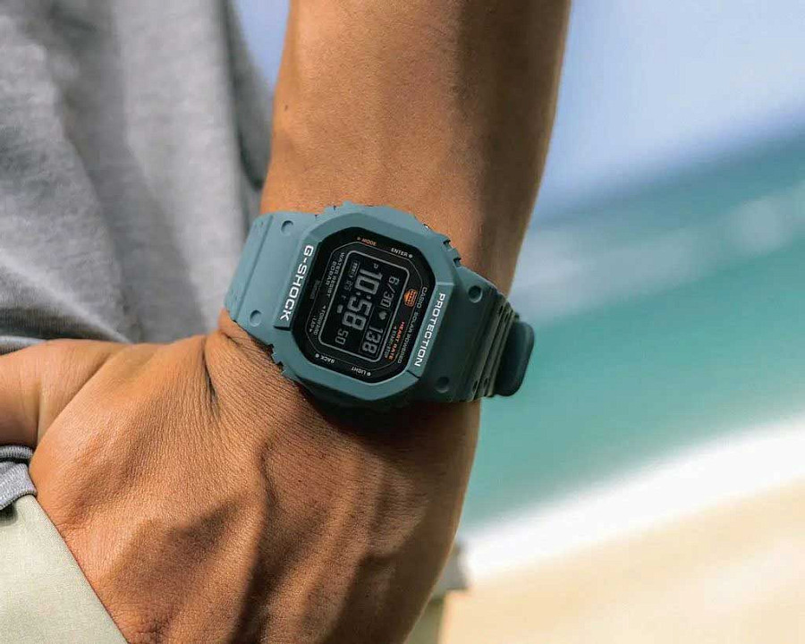 Часы Casio G-Shock DW-H5600-2 — электронные, пластик