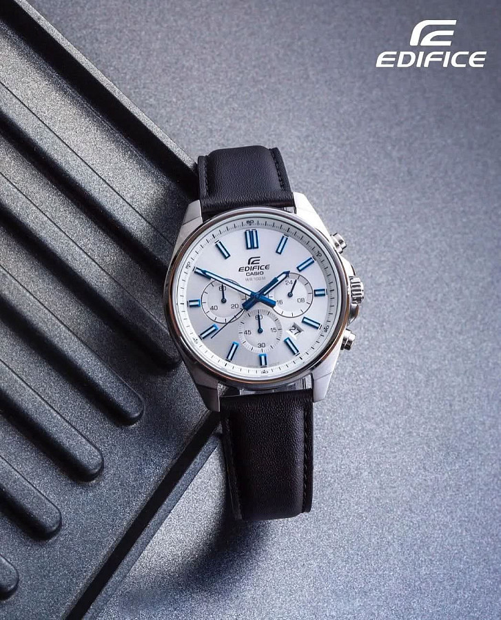 Часы Casio Edifice EFV-650L-7A — кварцевые, сталь металл