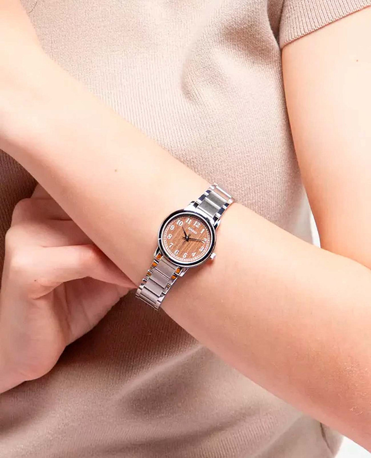 Часы Casio Collection LTP-E145D-5B2 — кварцевые, сталь металл