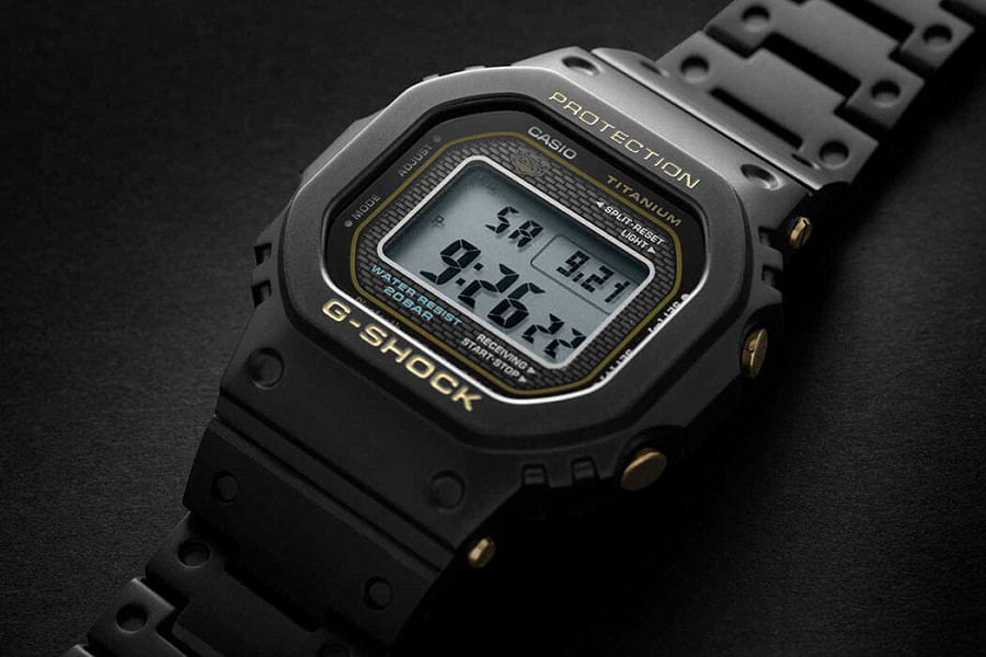 Часы Casio G-Shock GMW-B5000TB-1 — титановый, мужские