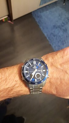 Фото покупателя: Японские наручные часы Casio Edifice EFV-C100D-2AVDF (EFV-C100D-2A)