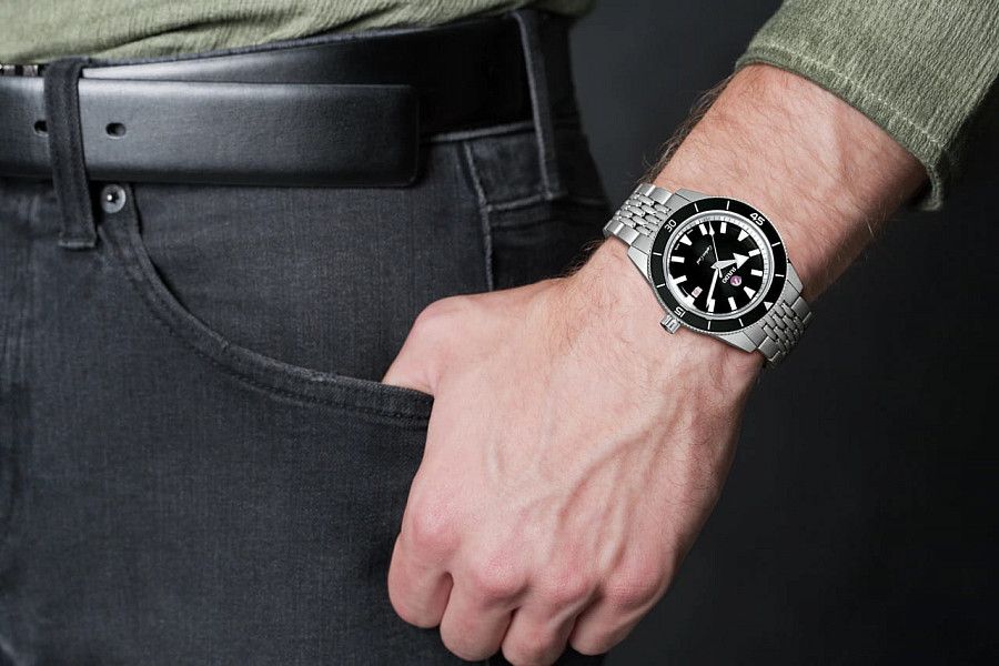 Часы Rado Captain Cook Automatic R32505153 — артикул R32505153