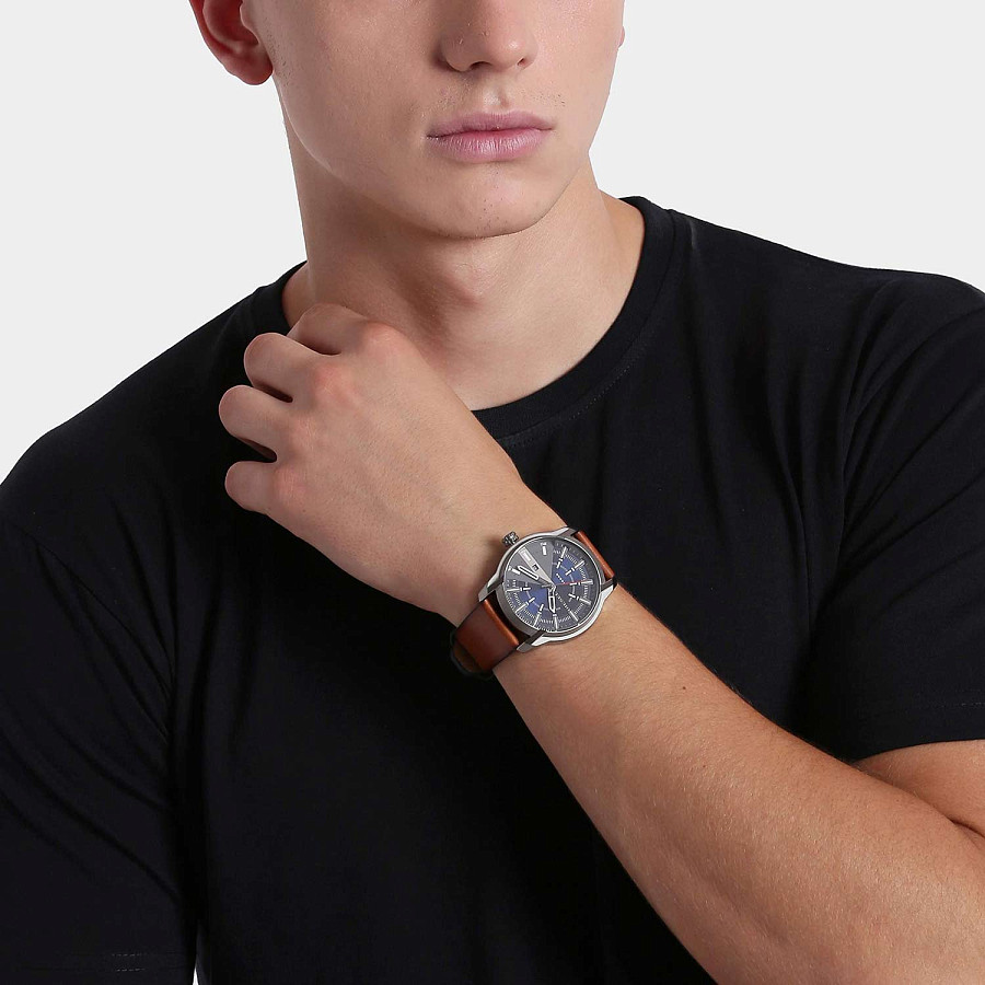 Часы Diesel DZ1784 — кварцевые, металл сталь