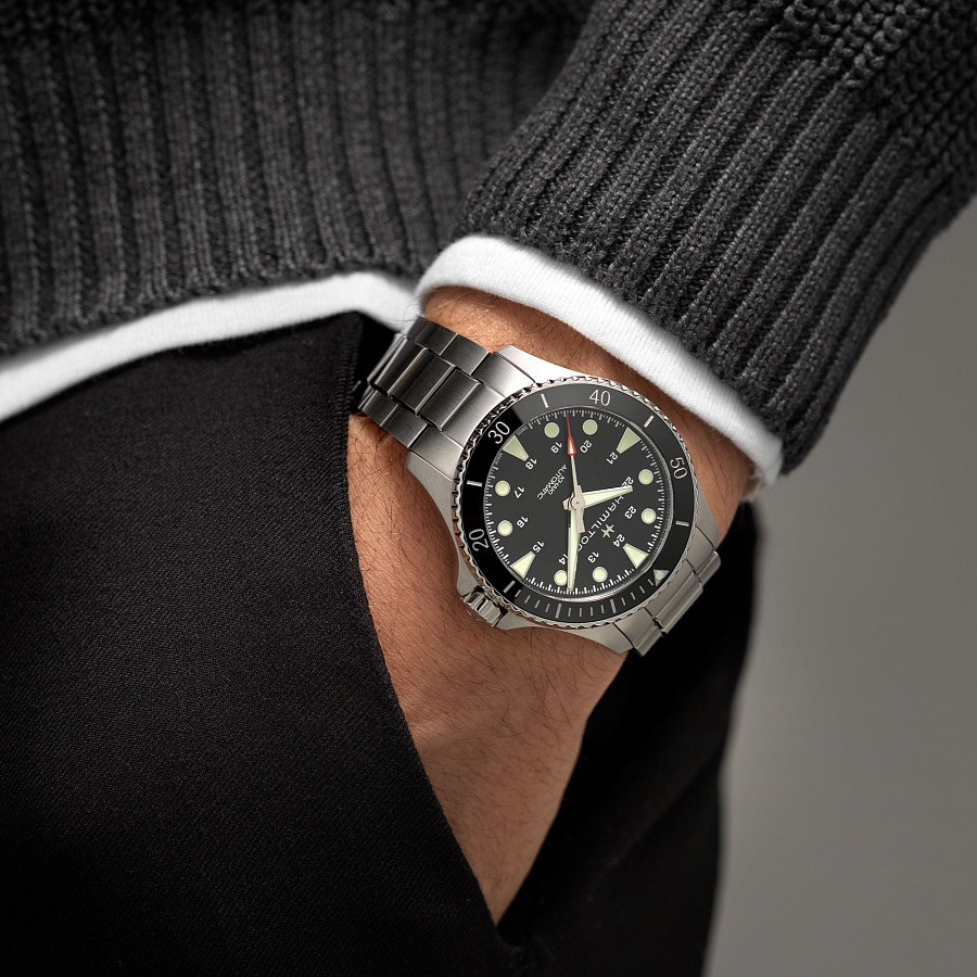 Часы Hamilton Khaki Navy Scuba Automatic H82515130 — мужские, нержавеющая сталь