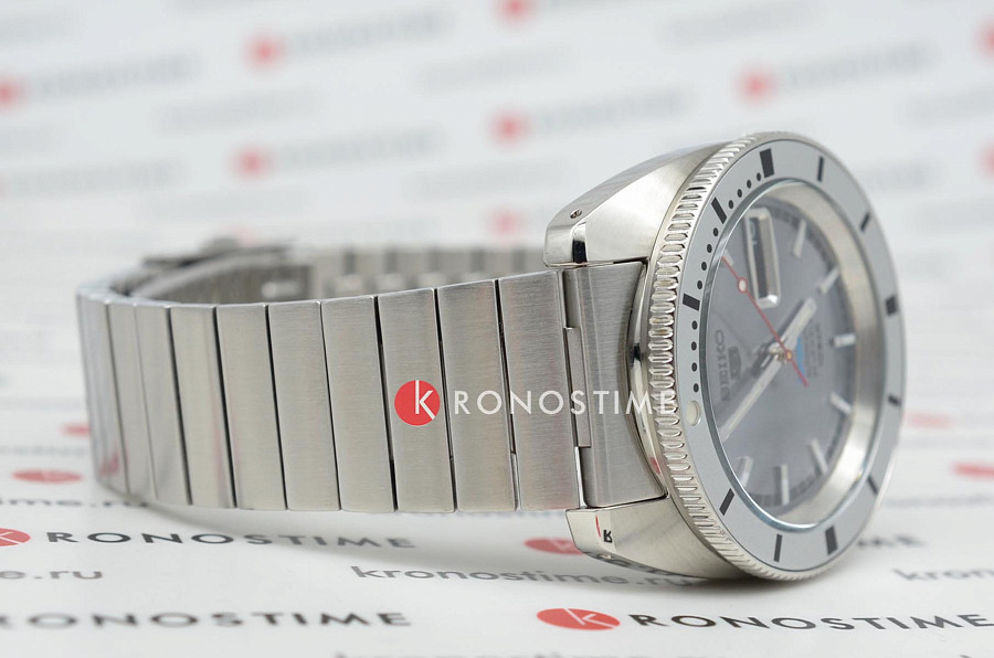 Часы Seiko 5 Sports SRPL03K1 — артикул SRPL03K1