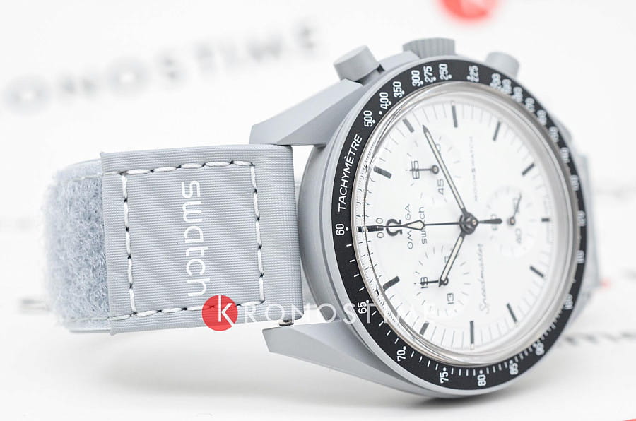 Часы Swatch x Omega Bioceramic Moonswatch 1965 SO33M106 — биокерамика, Швейцария