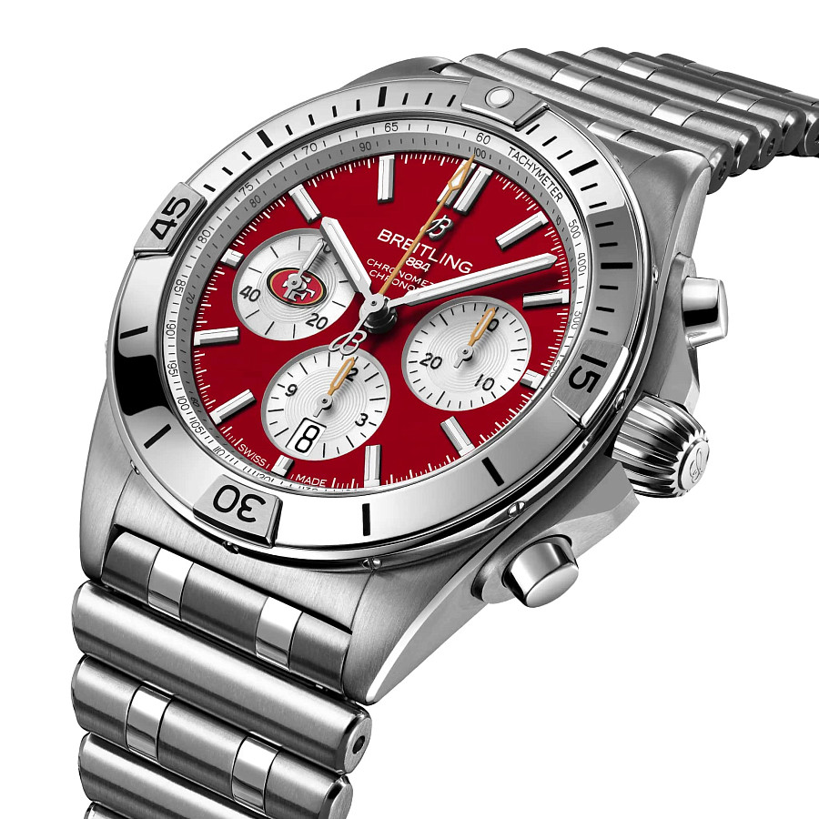 Часы Breitling Chronomat B01 42 NFL San Francisco 49ers Edition AB01342B1K1A1 — механические, сталь металл