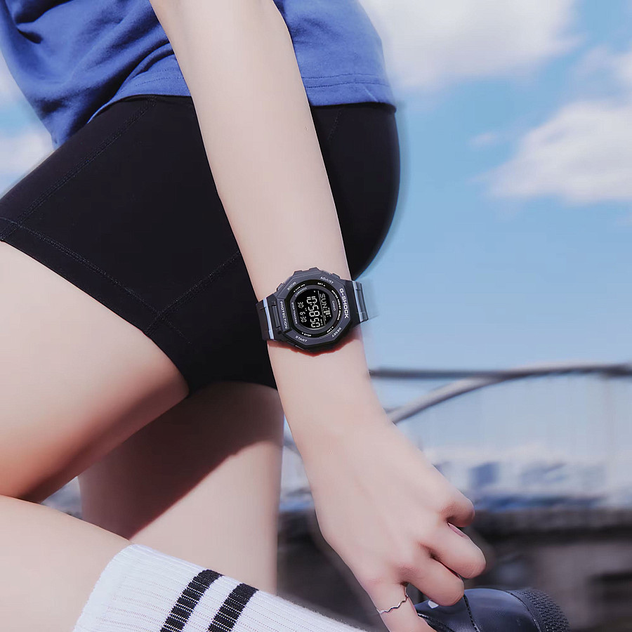 Часы Casio G-Shock GMD-B300-1DR (GMD-B300-1) — пластик, Япония