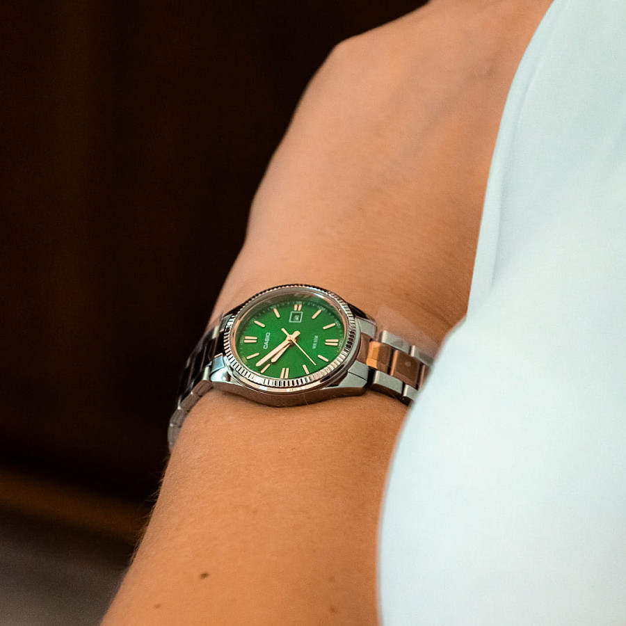 Часы Casio Collection LTP-1302PRG-3A — Япония, кварцевые